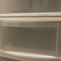 衣装ケース4つ