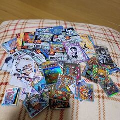 ビックリマンシール.ガンダムカードなど60-70枚あげます。