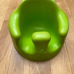 バンボ　Bumbo 