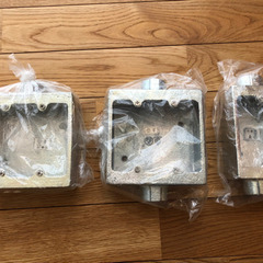 外山電気　露出スイッチボックス(厚銅用HDZ/鋳鉄製)