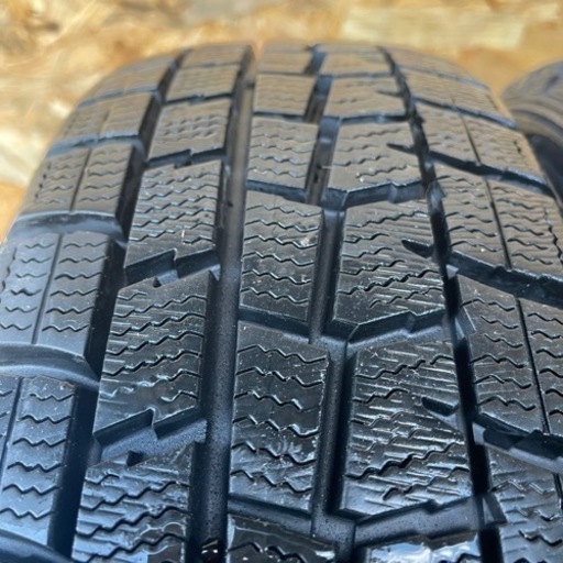 バリ山　DUNLOP WM01 165/55R15 スタッドレス  タイヤ　2015年製