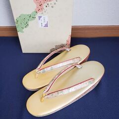 伊と忠　着物草履