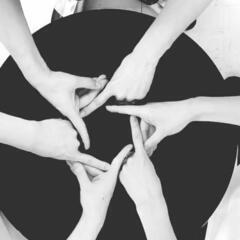 既存の常識を壊したい人を応援します。 - 友達