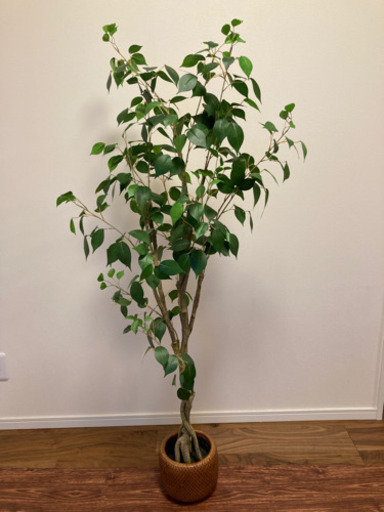 ニトリ　造花　植木鉢