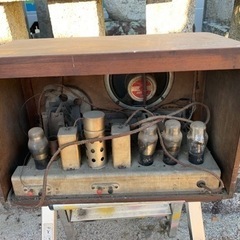 昭和レトロ、BROAD  CAST真空管ラジオ、マジックアイの画像