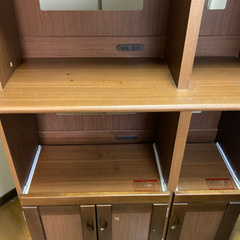 茶色　食器棚キッチンボード無料の画像