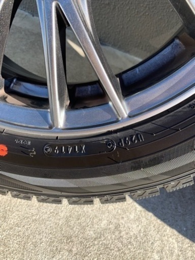 値下げ2万5千円→2万円　DUNLOP WINTER MAXX スタッドレスタイヤ　