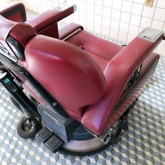 【発送不可・引取限定】タカラベルモント🌟HI TECHNO(ハイテクノ) 880🌟バーバーチェア 理容椅子②🌟動作品🌟実際に使用していたそのままです。汚れもあります。現状でお願いします。【12月下旬で締め切ります】の画像