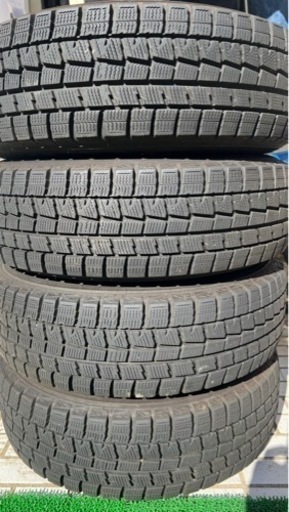 スタッドレスタイヤ　175/70R14 