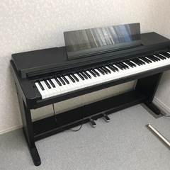 ヤマハ電子ピアノ　YAMAHA CLP-550