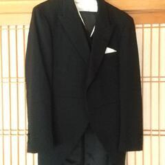 スーツ モーニング １０着 中古 古い服です の画像