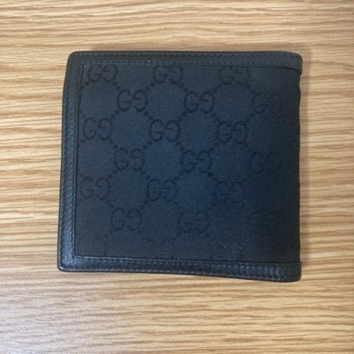 GUCCI折りたたみ財布