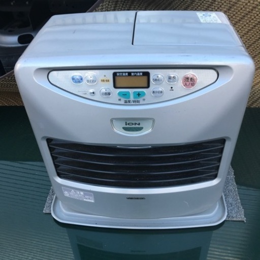 引き渡し決定！コロナ石油ファンヒーター