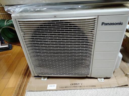 2010年製 Panasonic ルームエアコン CS-220CW-W