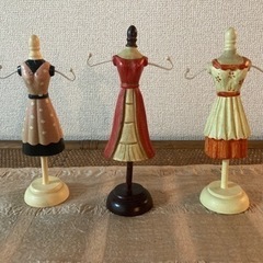 【木製】ミニアクセサリースタンド３セット(お譲り先が決まりました)