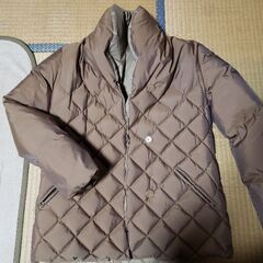 美品　リバーシブル　ダウンコート