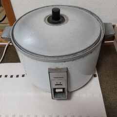 電気がま　炊飯器　レトロ　東芝 東芝 炊飯器 電気ポット 昭和レトロ レトロ家電 電気釜 - メルカリ