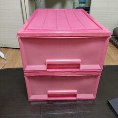 プラスチック製収納ケース2個の画像