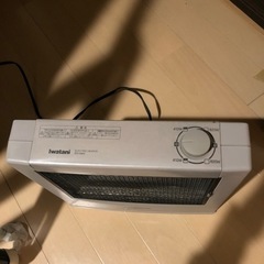電気ストーブの画像