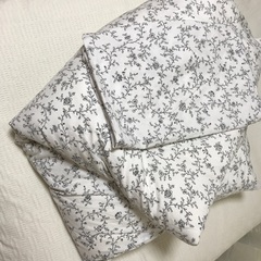 ニトリで買った5000円ぐらいの掛け布団の画像