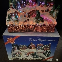 クリスマスオブジェ 街並み 光がゆっくり色が変わるの画像
