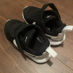 子供用シューズ　NIKE AIR 13cm 未使用です