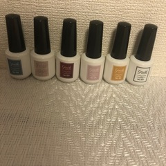 ジーニッシュ　マニキュア　24本セットの画像