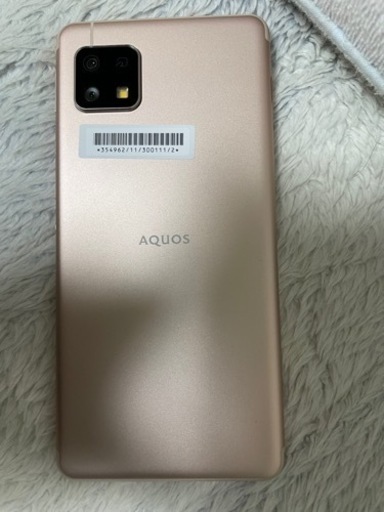 SHARP AQUOS sense4