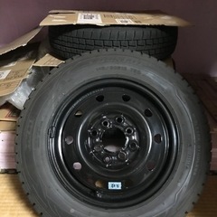 決まりました　DUNLOP ダンロップ　スタッドレスタイヤ　14...