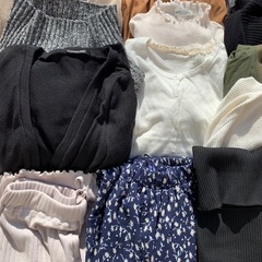 (お話中)③秋冬　レディース服まとめ売り　20点　ブランドありの画像
