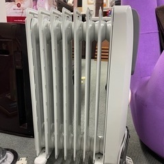 【状態綺麗目✨寒い⛄️季節はこれで暖まろう🔥🔥】デロンギオイルヒーター  H770812EFSN-GYの画像