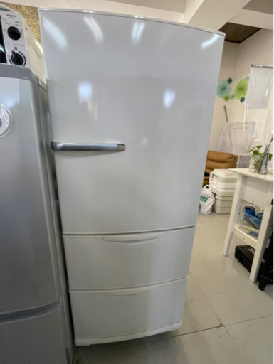 冷蔵庫　アクア