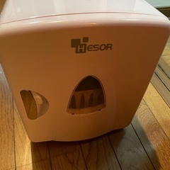 8型の小型温冷庫　冷温　ホワイト美品