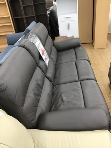 KK-111【ご来店頂ける方限定】ニトリ　ビリーバー3 両側電動　本革3シーターソファ