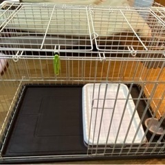 ペット用ゲージ・トイレ・ドリンクホルダー付き
