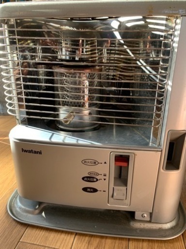 イワタニ　石油ストーブ