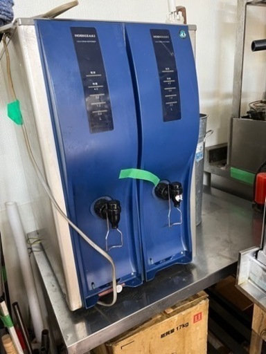 ホシザキ アイスコーヒー専用コールドドリンクディスペンサー DIC-10A-P 貯液量5L×2 アイスバンク冷却 ハンドルコック