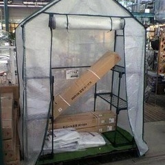 カインズホームズの温室ビニールテント