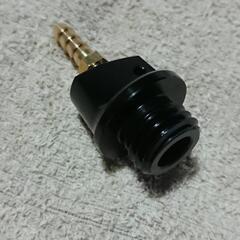 オイルフィーラーキャップ　未使用の画像