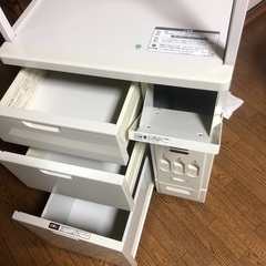 ライスチェスト、ホワイトの画像