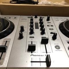 Pioneer DDJ-400（DJコントローラ）の画像