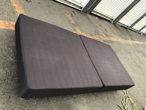 シングルベッド　脚付き　良好品