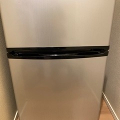 冷蔵庫　1人暮らし用. 90ℓ