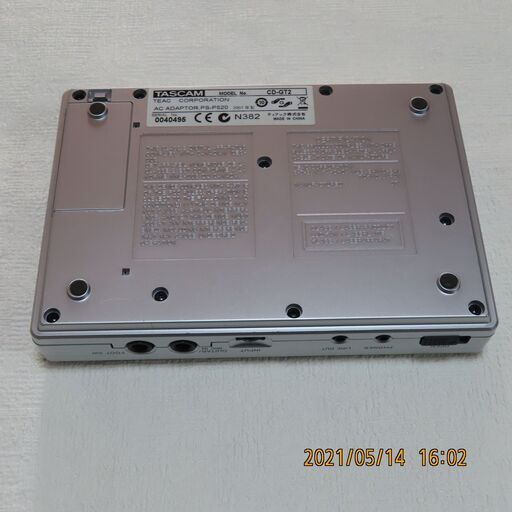 完動・美品　TASCAM  CD-GT2　ギタートレーナーセット　画像が全てで付属品揃っていて安全安心です。