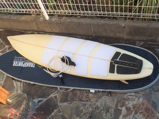 イージーサーフボード　easysurfbord　196㎝（6.5ｆ）ショートボード ケース付属 浮力あり 初心者へ