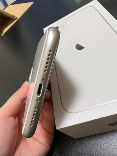 《中古美品》iphone11 128G SIMロック解除