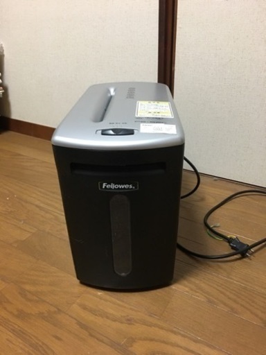 お迎えされましたシュレッダー　②