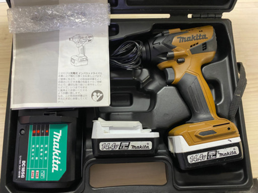 中古 マキタ　M697D 14V  充電式 インパクトドライバ
