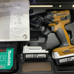 中古 マキタ　M697D 14V  充電式 インパクトドライバ