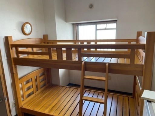 引き取り希望　木製　2段ベッド